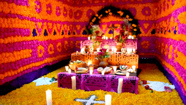 Elementos del "altar de muertos"